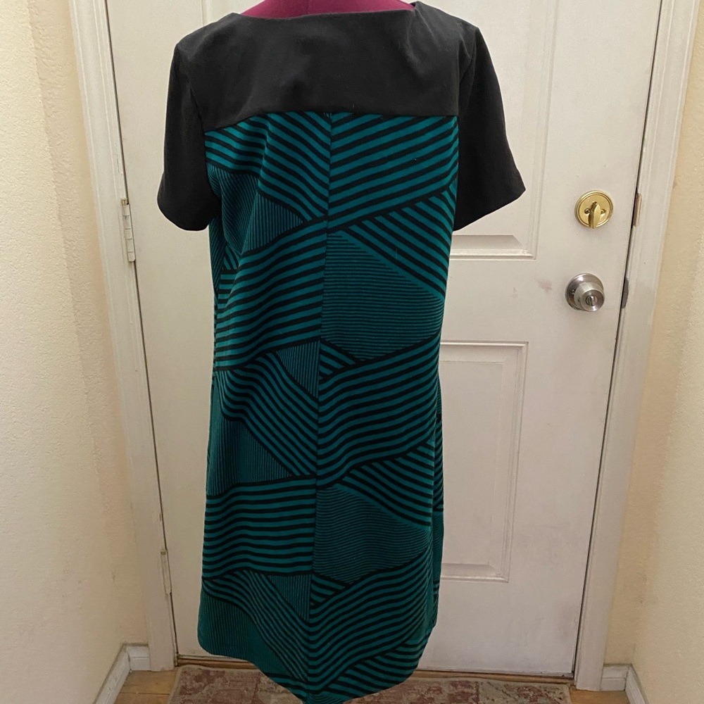 Perception New York Dress - Picture 3 of 4